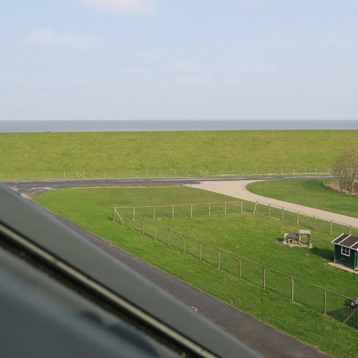 Meerblick auf der Dachgeschosswohnung oben links